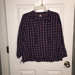 Dark blue and pink plad shirt